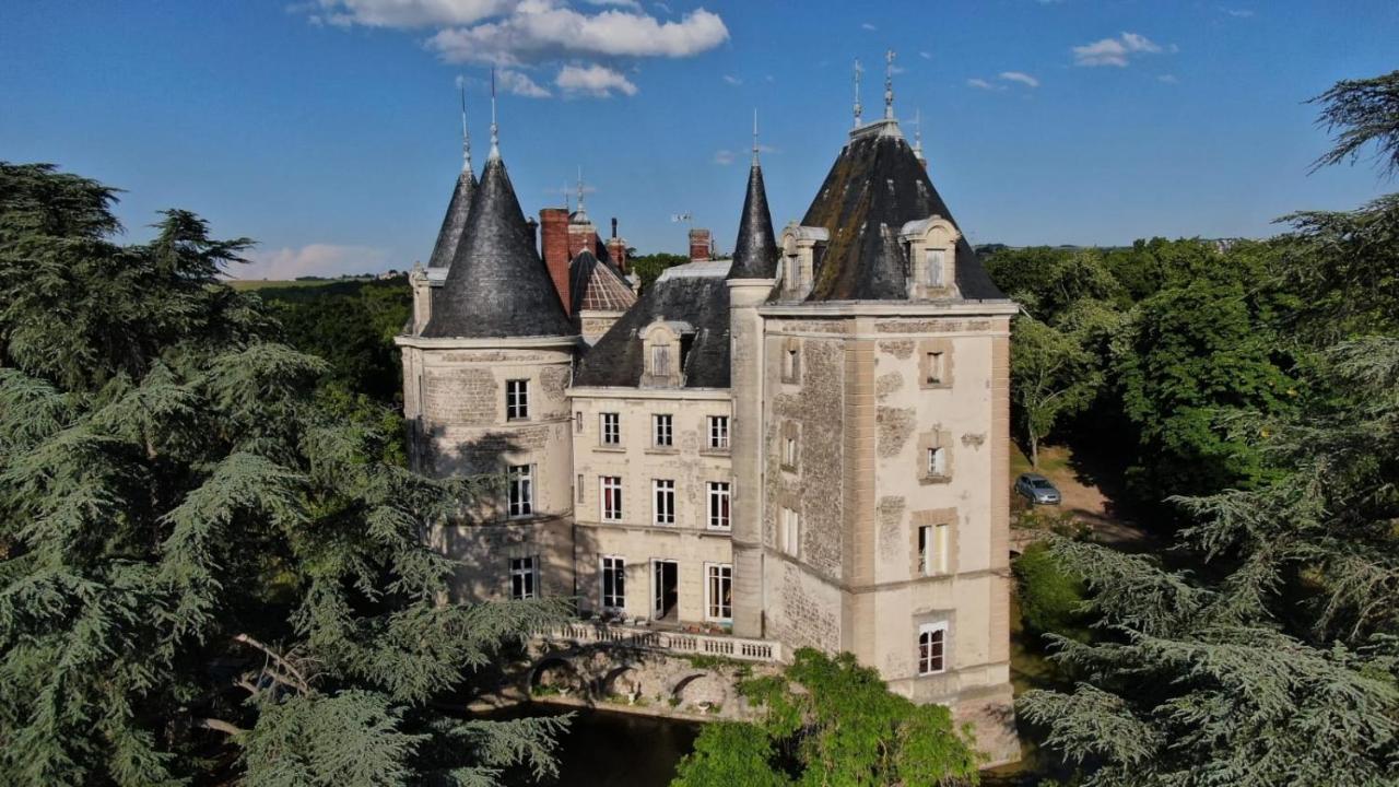 Chateau De Saint Bonnet Les Oules Bagian luar foto