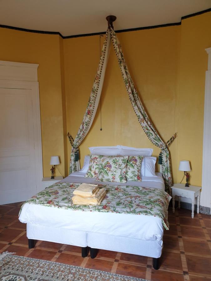 Chateau De Saint Bonnet Les Oules Bagian luar foto